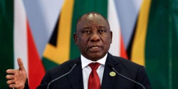 Cyril Ramaphosa visé par une plainte pour « enlèvement » et « corruption »