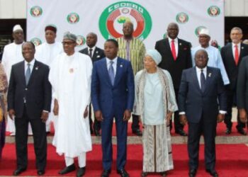 La Cédéao se penche sur les sanctions face aux putschistes ouest-afrcains