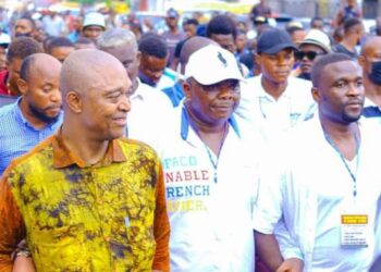 « Non au vote électronique » :  le Bloc patriotique en sit-in le 9 août devant l&rsquo;ambassade des USA