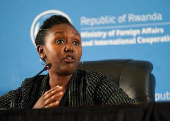 Yolande Makolo : « la présence du M23 et ses origines relèvent d&rsquo;un problème de la RDC »