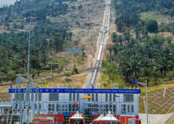 Burundi : Evariste Ndayishimiye inaugure la centrale hydroélectrique de Ruzibazi