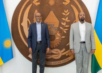 Muhoozi Kainerugaba exhorte la jeunesse africaine à exiger « l&rsquo;unification immédiate de l&rsquo;Afrique de l&rsquo;Est »