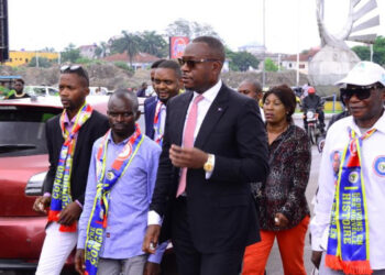 Dossier 21000$: Envol exige la publication du rapport d&rsquo;audition des députés Sesanga et Kasekwa