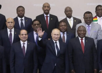 Sommet Russie-Afrique en 2023 : Poutine « ne fait qu&rsquo;aider les forces progressistes qui luttent contre les derniers boulons de la colonisation » (Ahoua Don Mello)