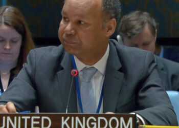 Le Royaume-Uni espère que le déploiement de l&rsquo;armée angolaise contribuera à renforcer le retrait du M23