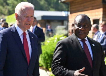 Livraison d&rsquo;armes à la Russie par la RSA : l&rsquo;administration Ramaphosa recadre l&rsquo;ambassadeur américain