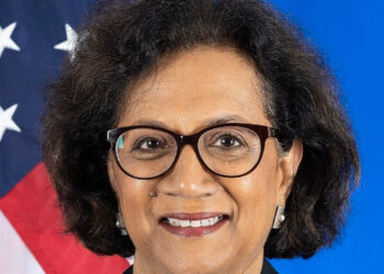 L&rsquo;ambassadrice itinérante des USA pour les questions mondiales des femmes se rend au Kenya et au Rwanda