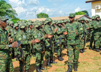 Est de la RDC : qui sont les neuf officiers sanctionnés par l&rsquo;UE ?